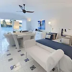Il Riccio House Hotel