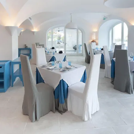 Il Riccio House